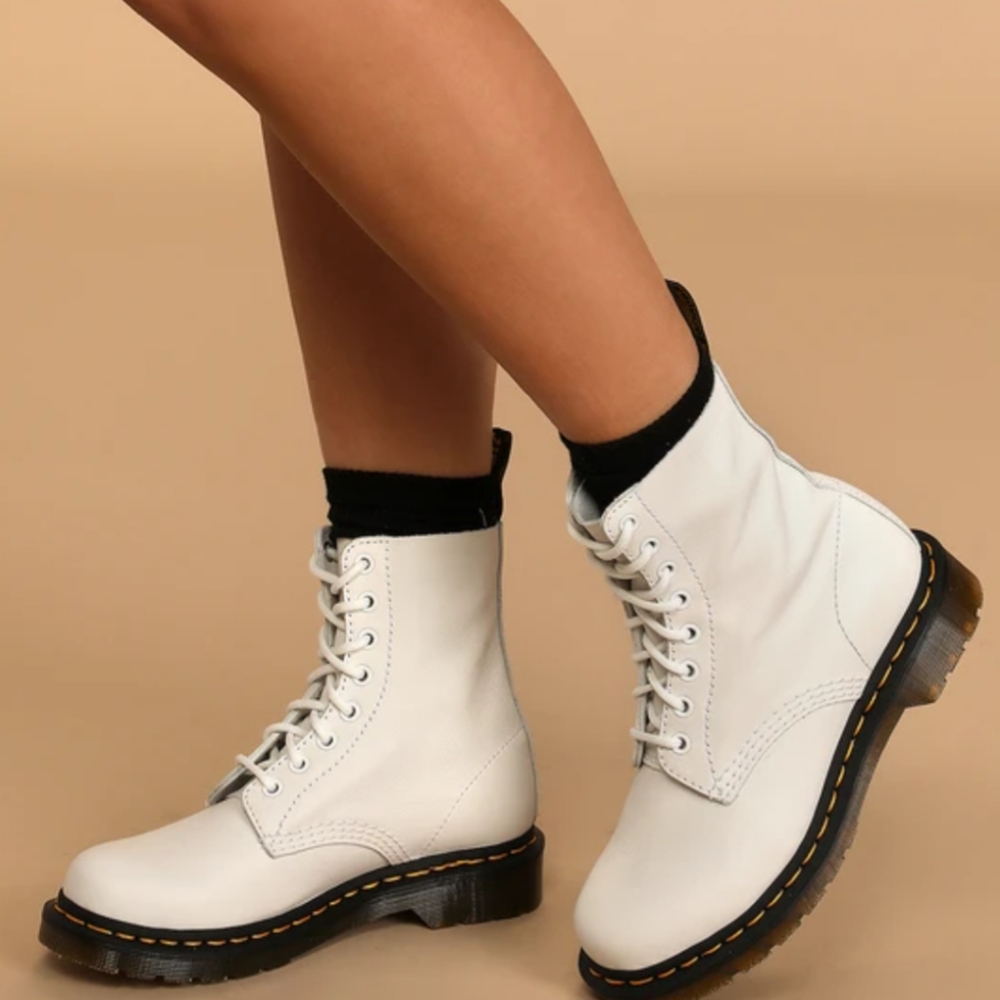 Dr Martens 1460 pascal white leather boots